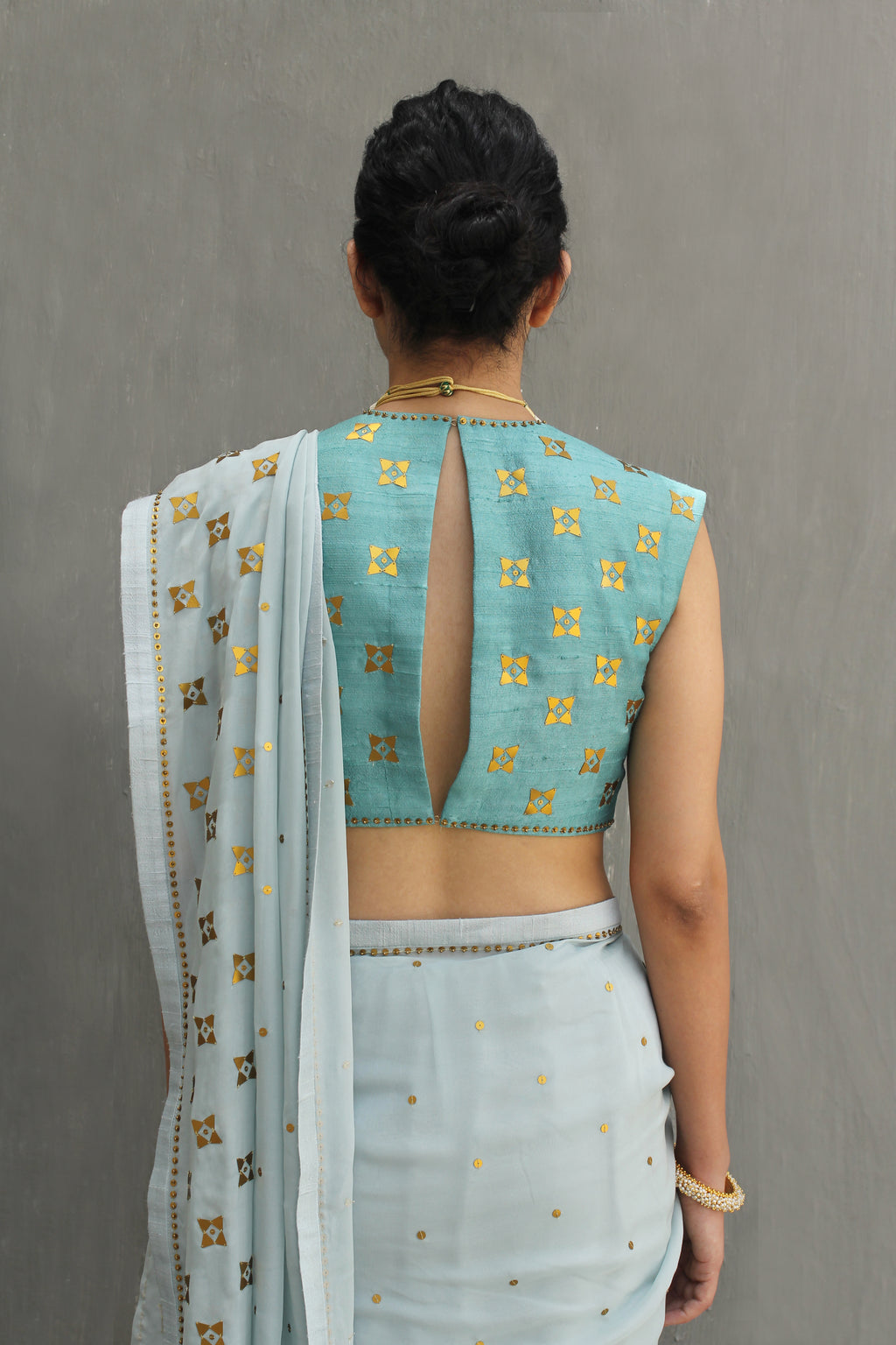 Four-Petal Floral Panel Saree