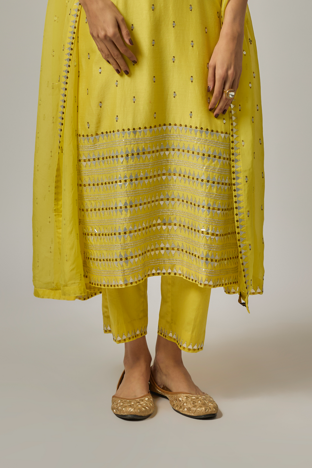 Fence Border Halter Kurta Set