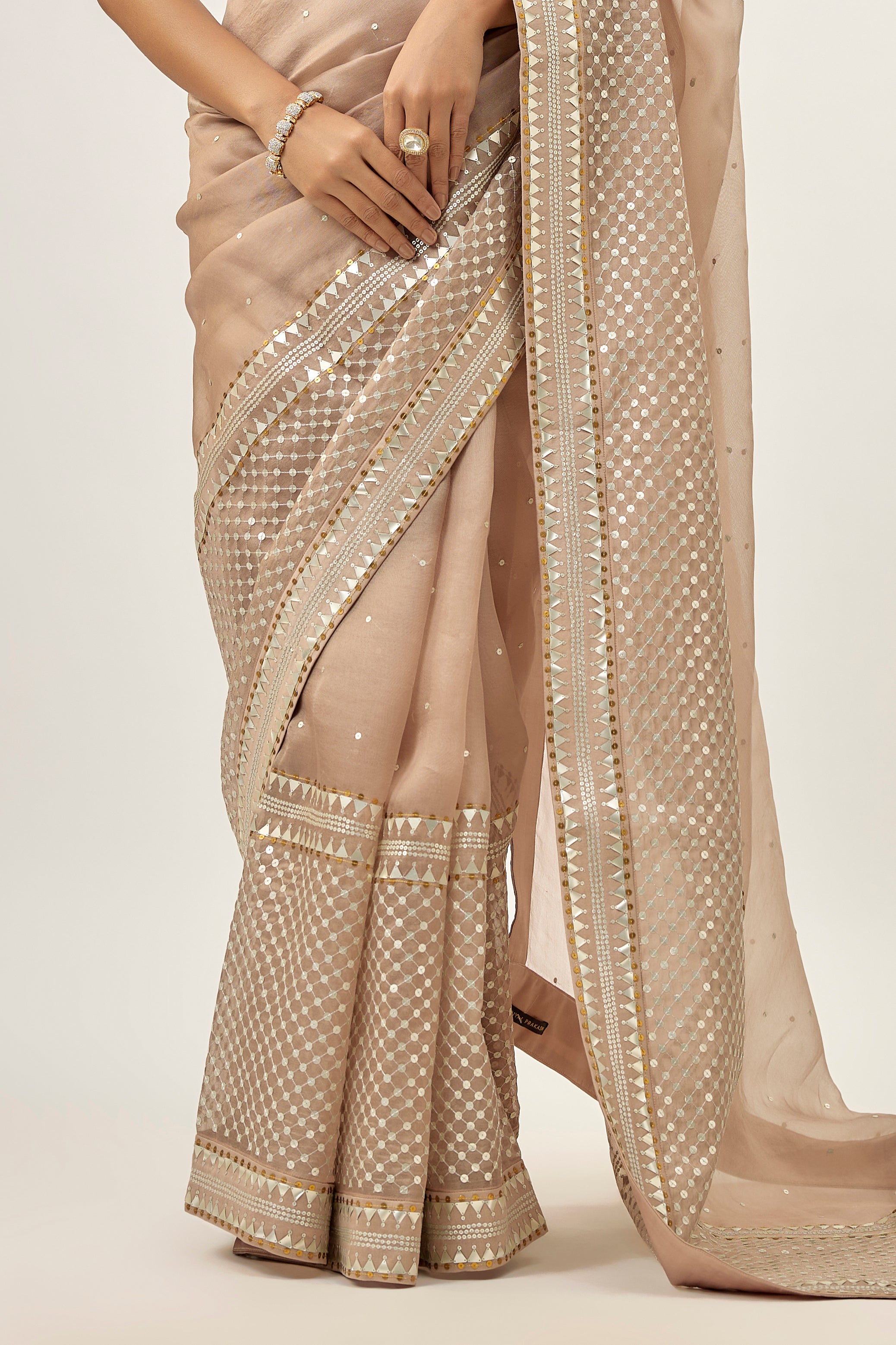 Jaal Border Saree Set