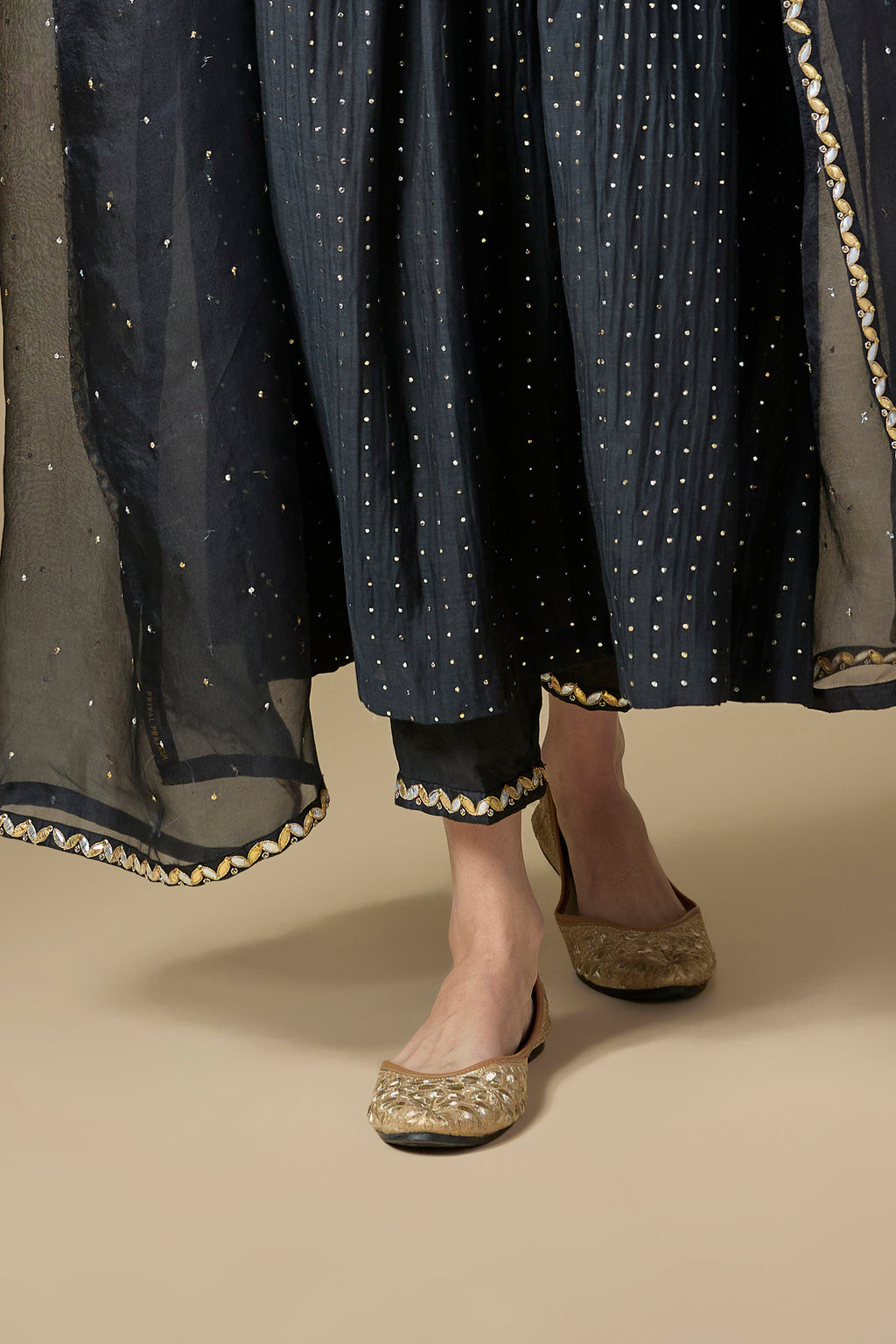 Gota-Patti Jaal Yoke Kurta Set