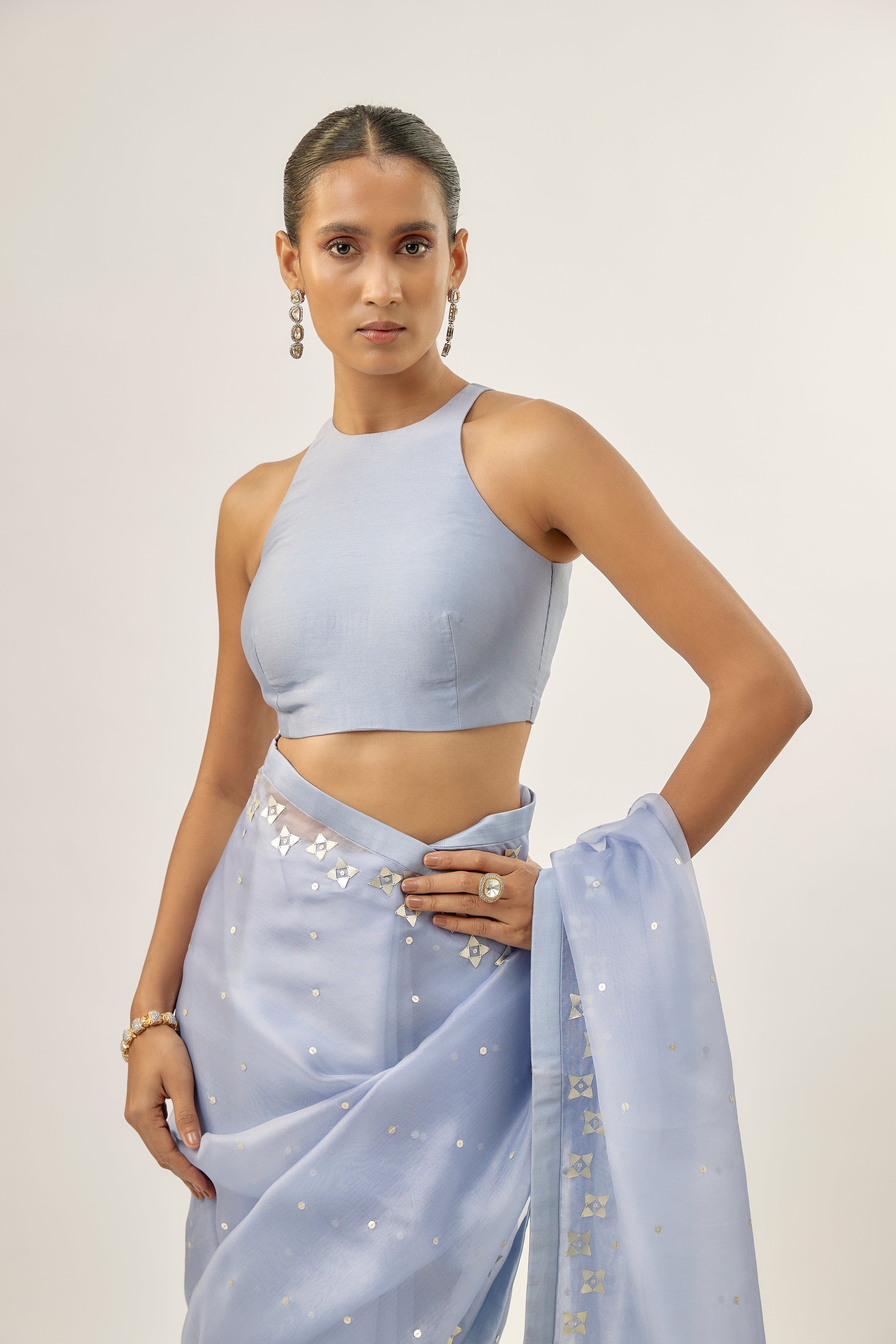 Four-Petal Floral Tendril Saree Set