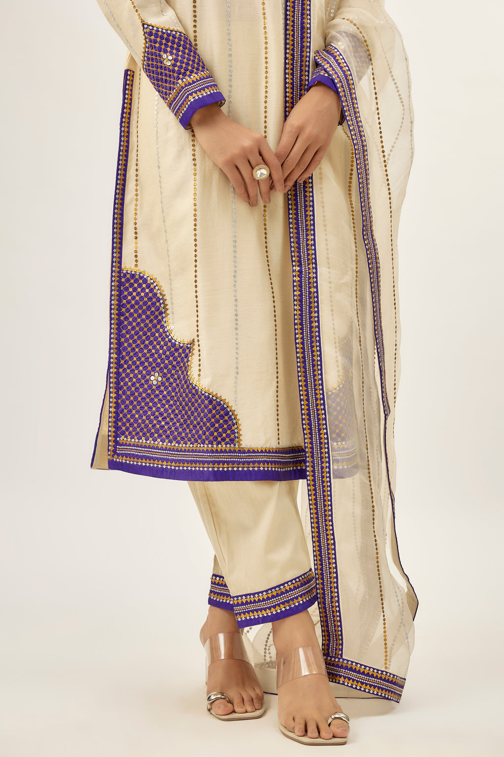 Jharokha And Jaal Kurta Set