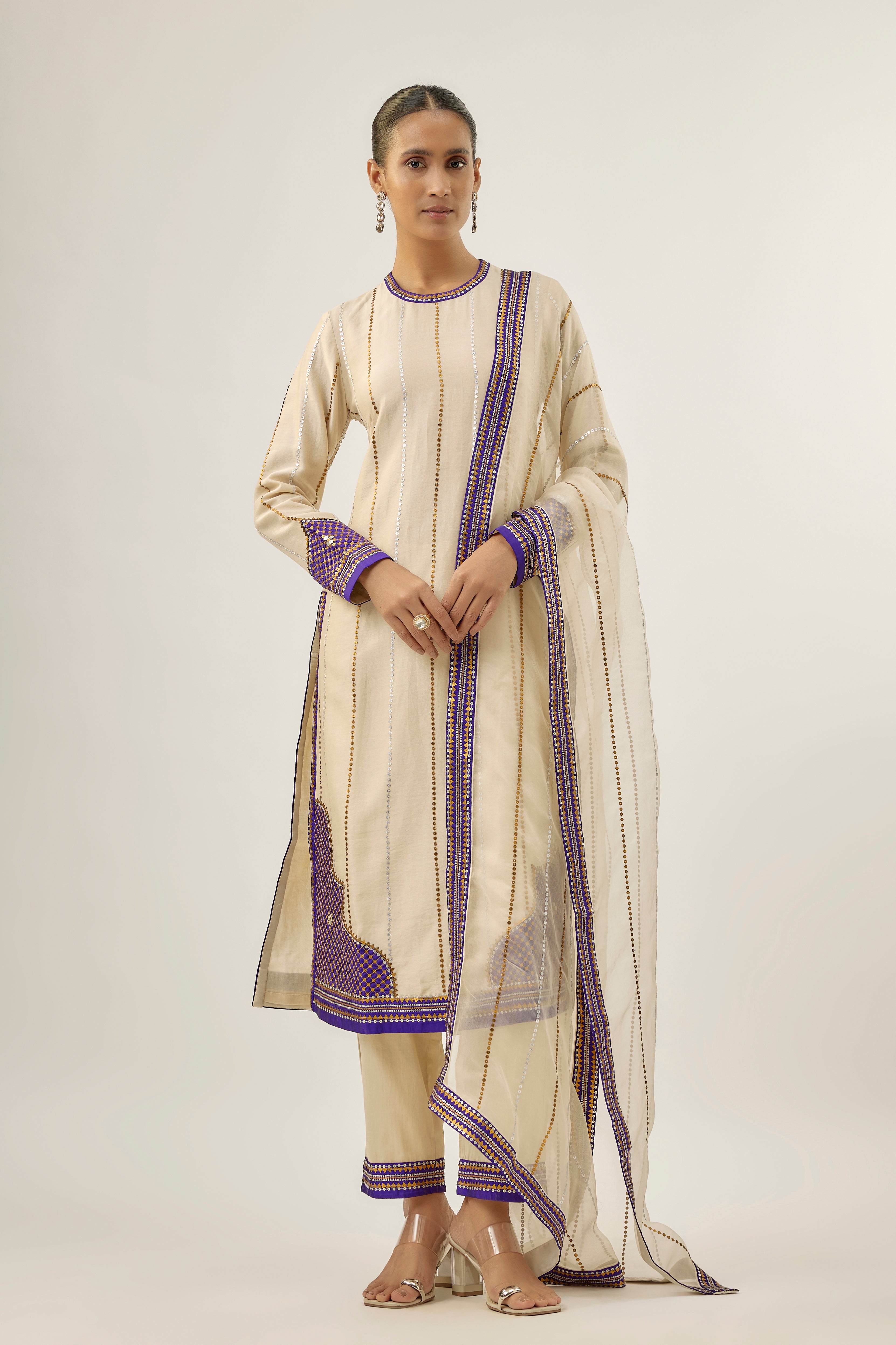 Jharokha And Jaal Kurta Set