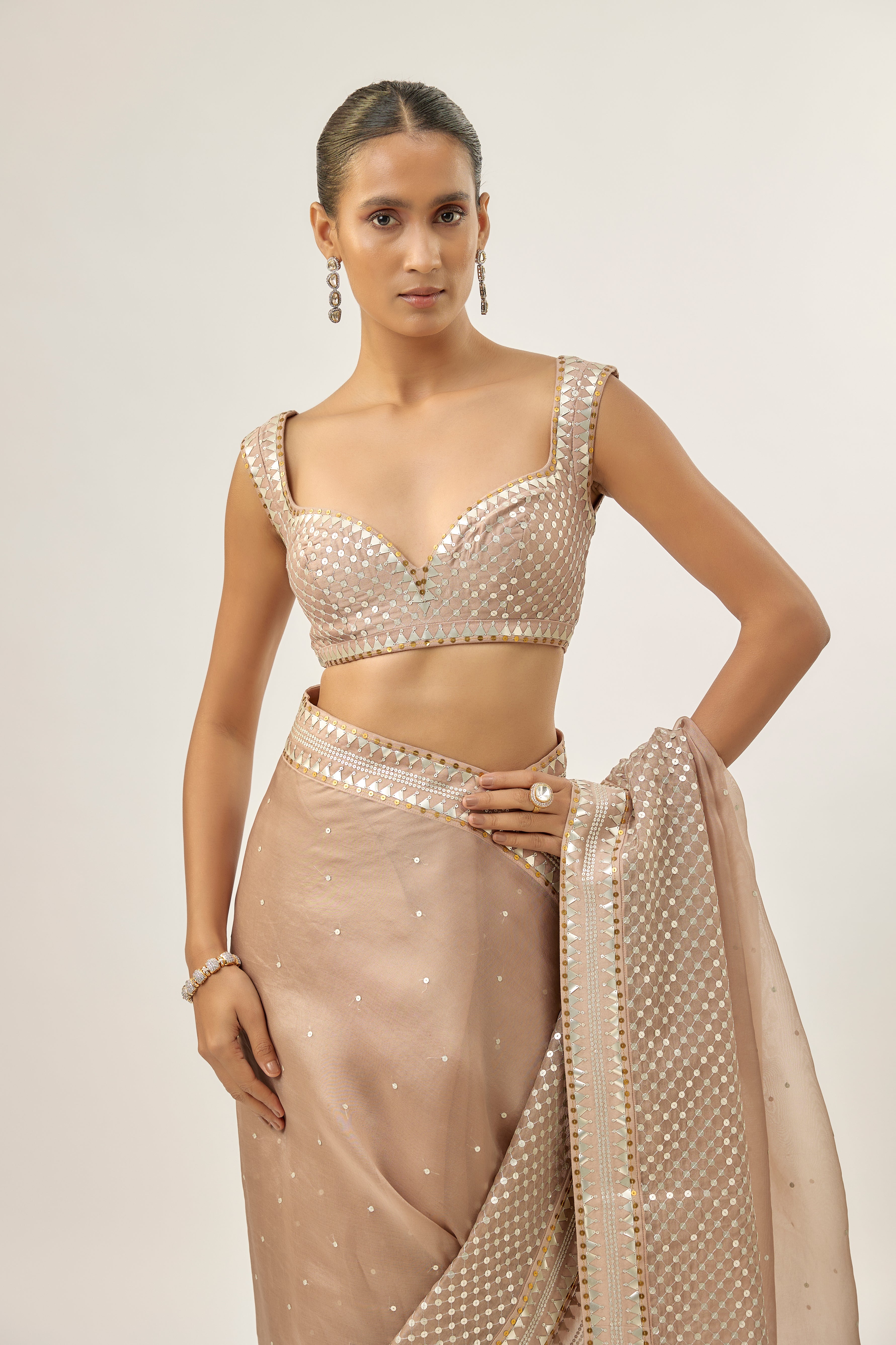 Jaal Border Saree Set