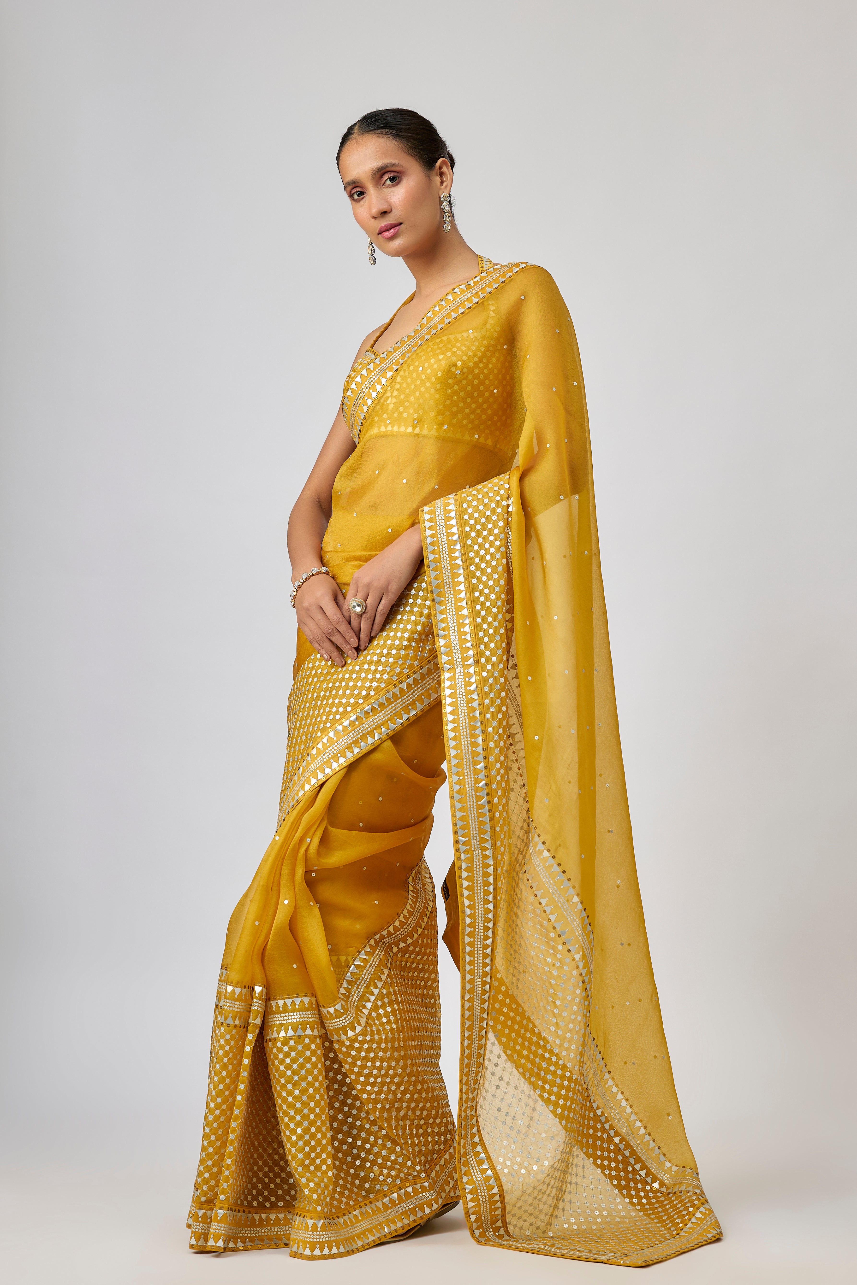 Jaal Border Saree Set