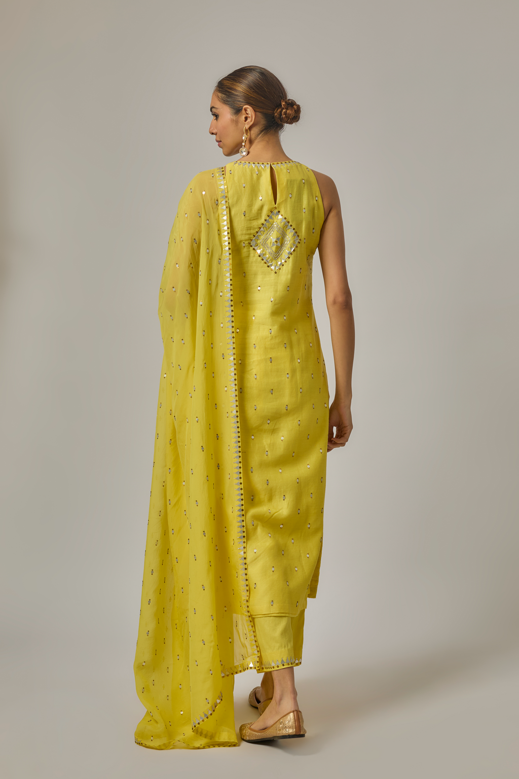 Fence Border Halter Kurta Set