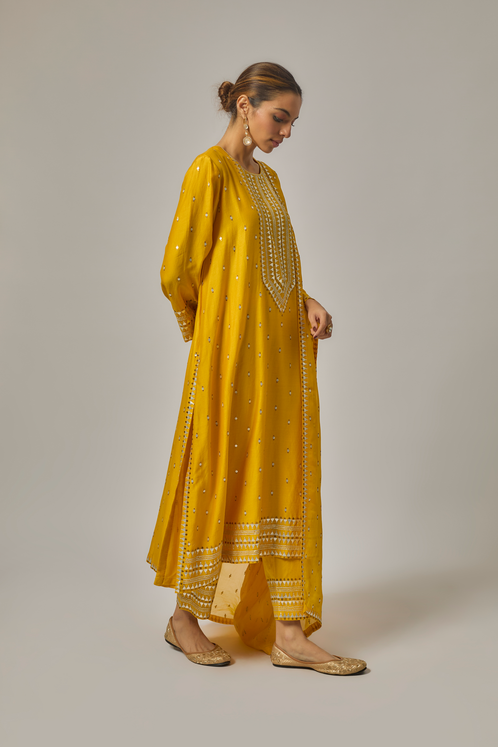 Fence Yoke Kurta Set