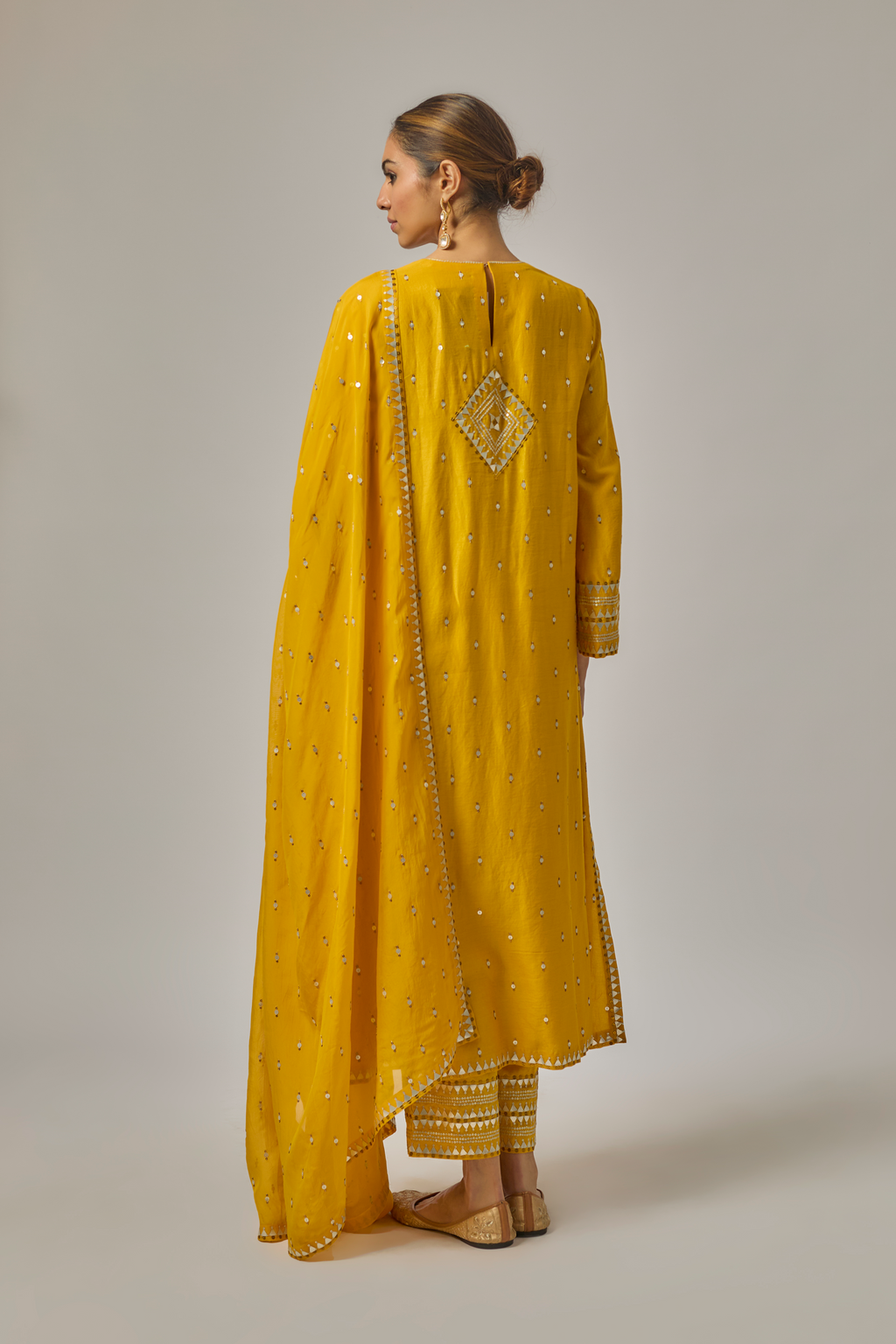 Fence Yoke Kurta Set
