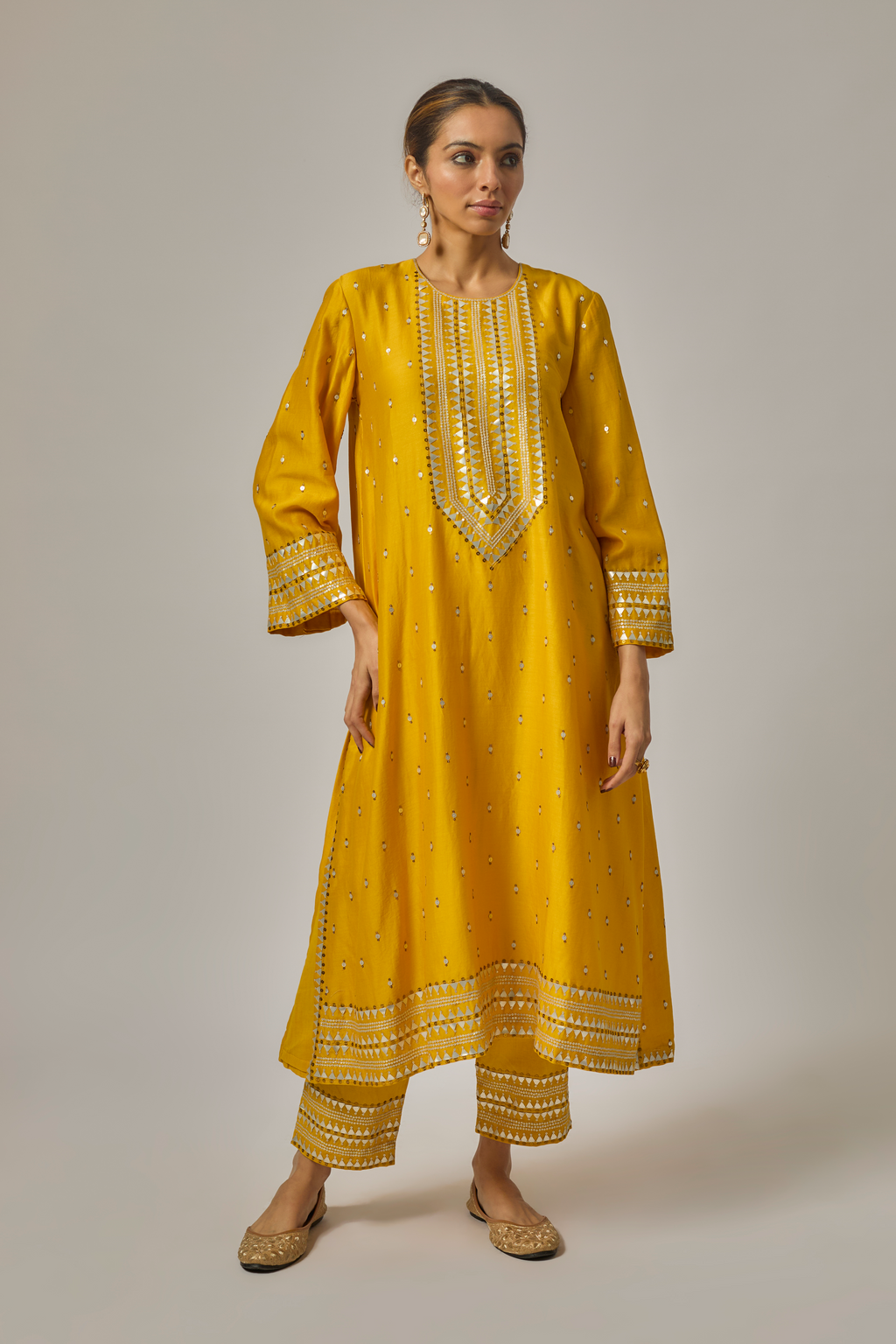 Fence Yoke Kurta Set