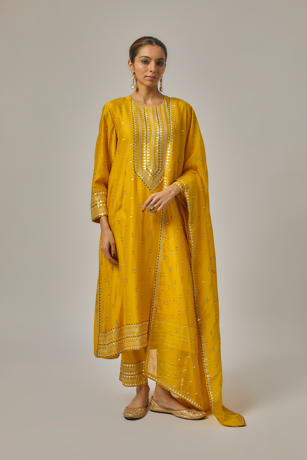 Fence Yoke Kurta Set