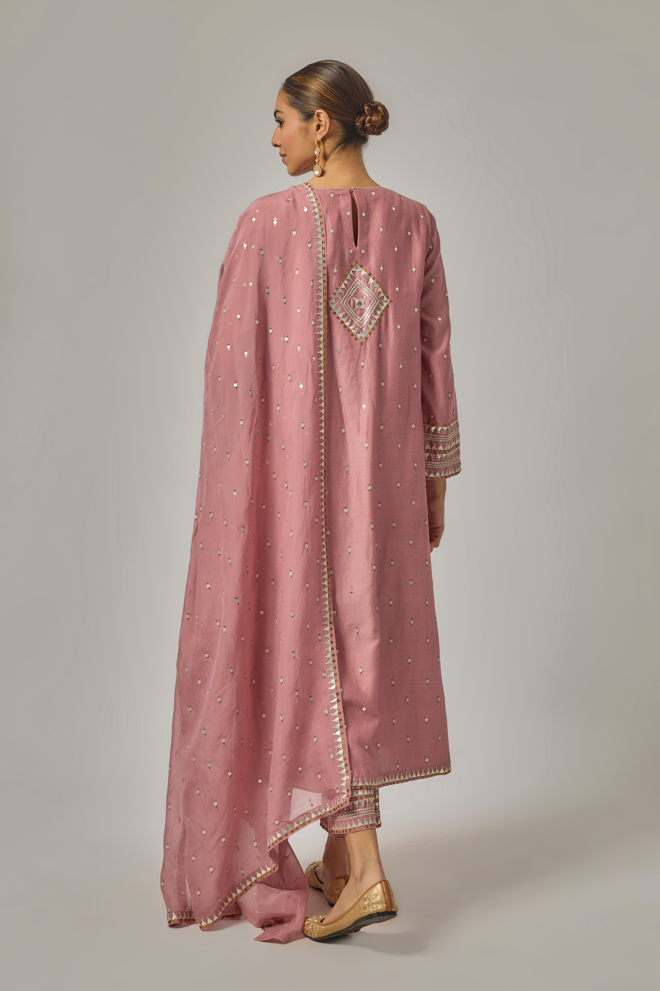 Fence Yoke Kurta Set