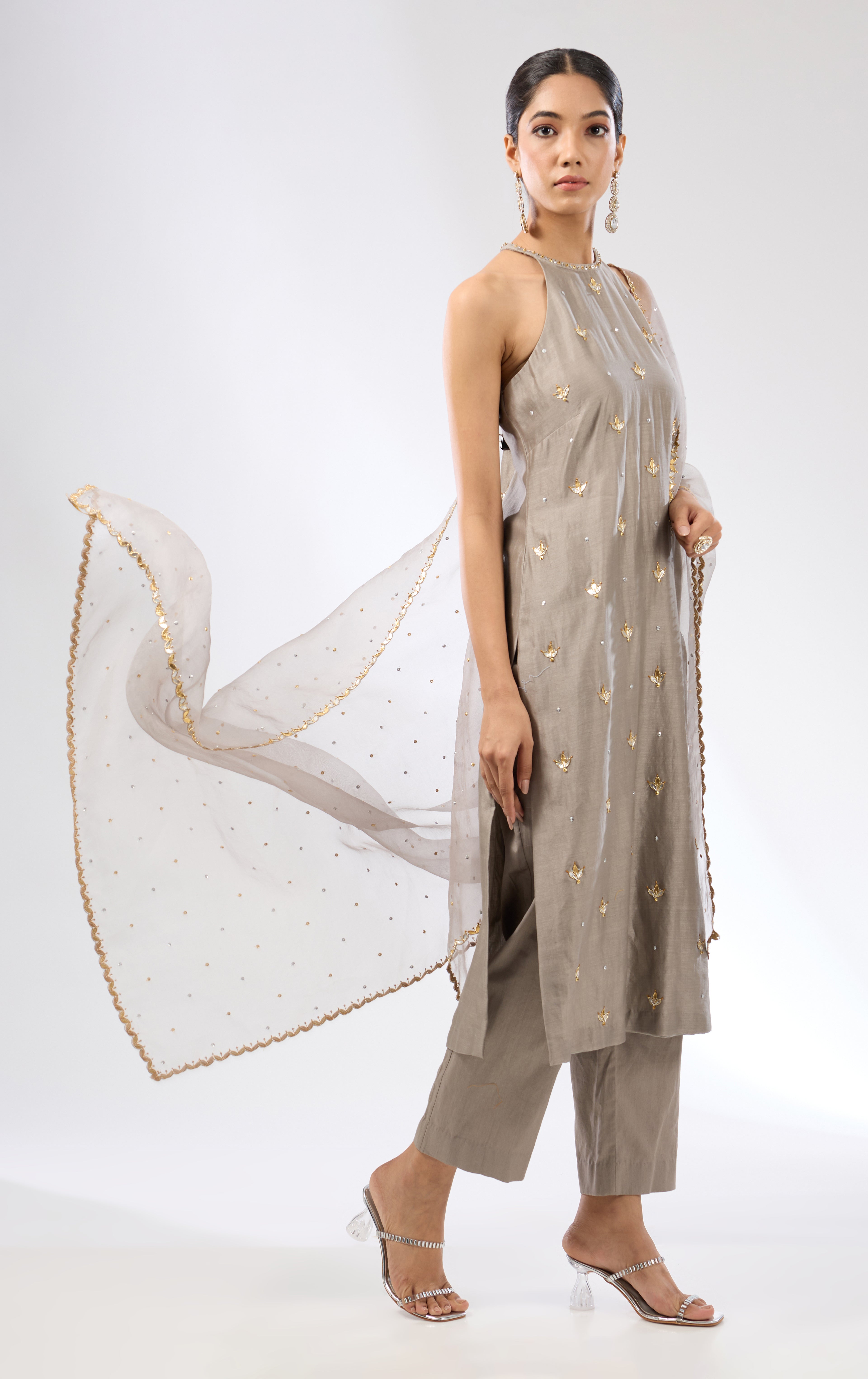 Gota-Patti Motif Halter Kurta Set