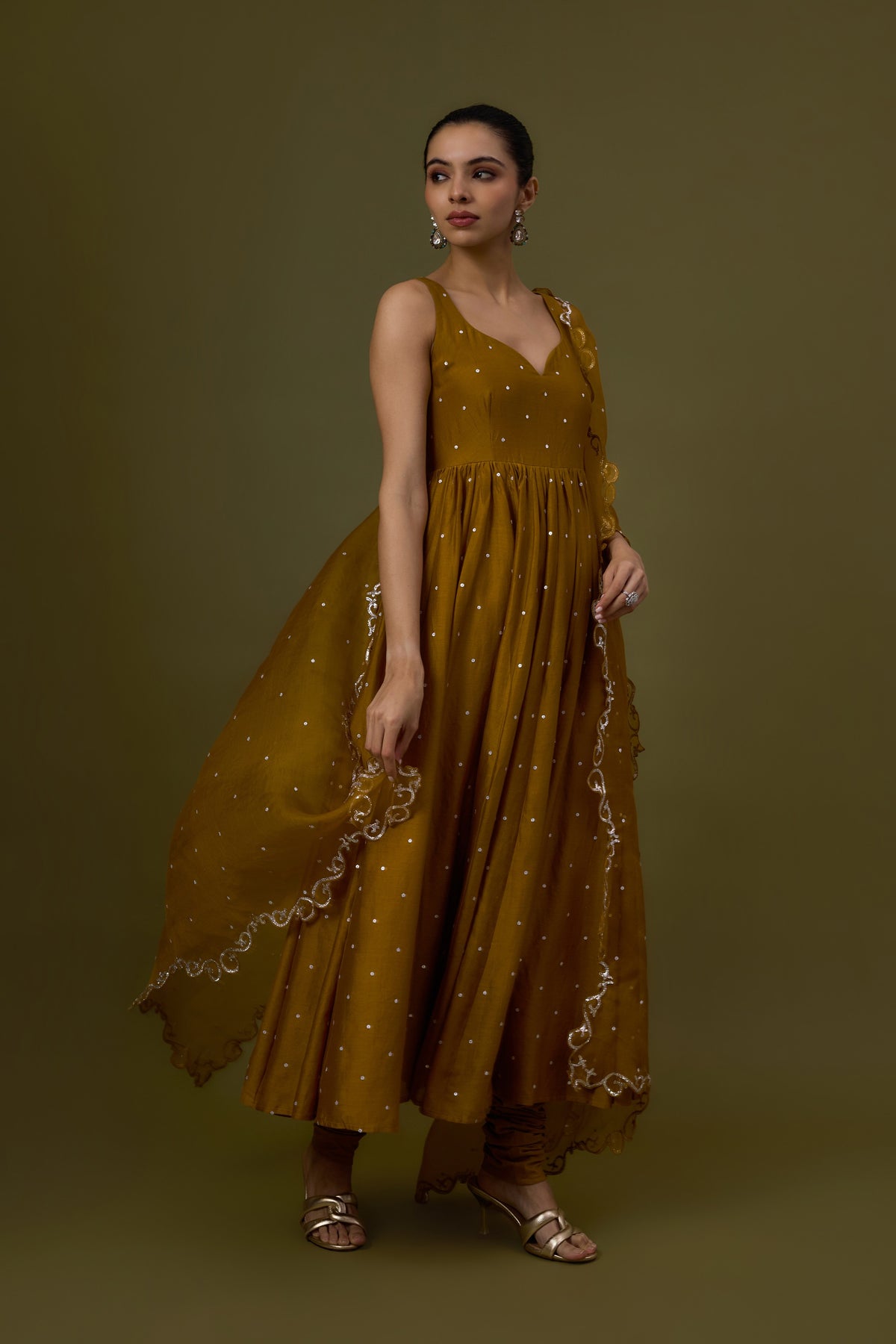 Baroque Scallop Anarkali Set