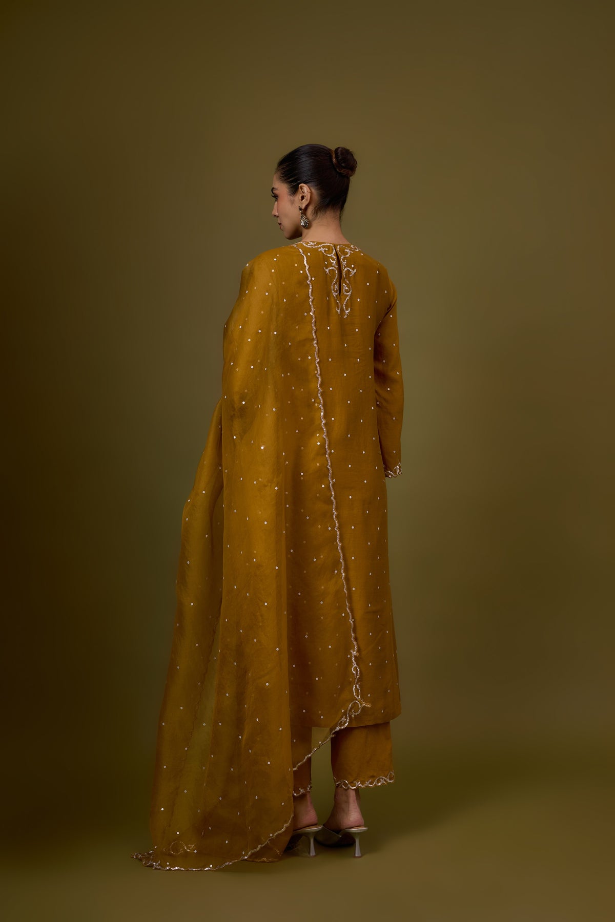 Baroque Yoke Kurta Set