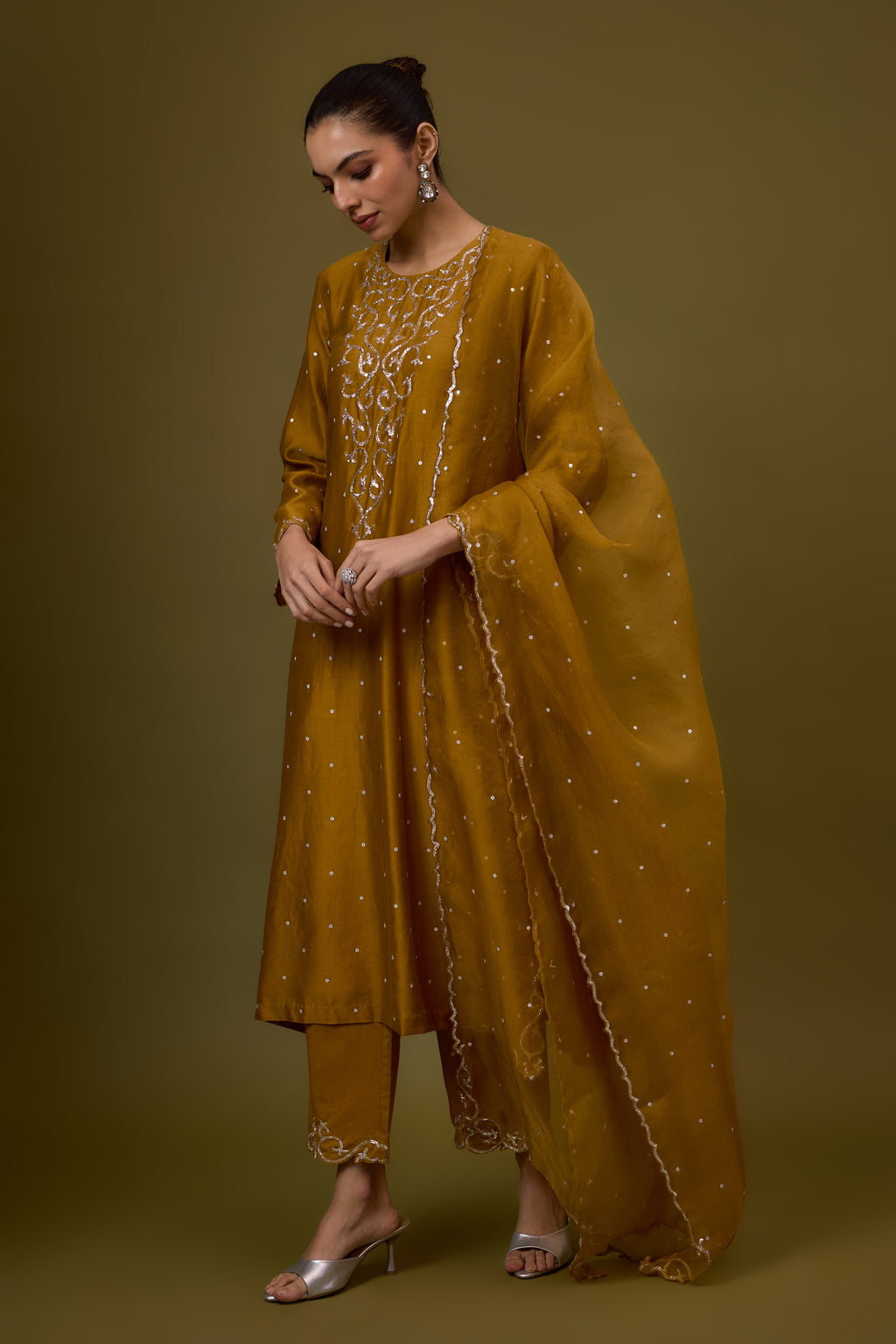 Baroque Yoke Kurta Set