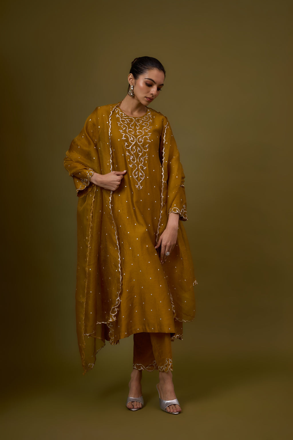 Baroque Yoke Kurta Set
