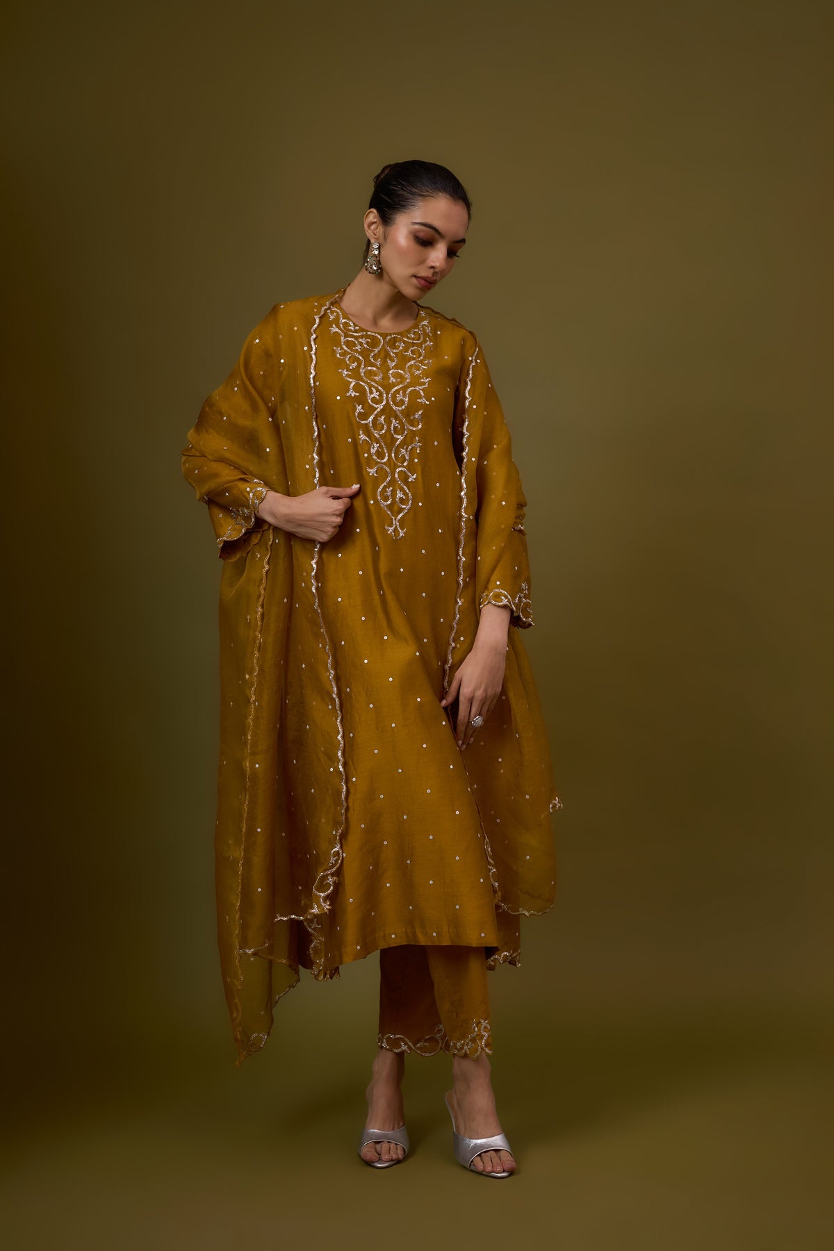 Baroque Yoke Kurta Set