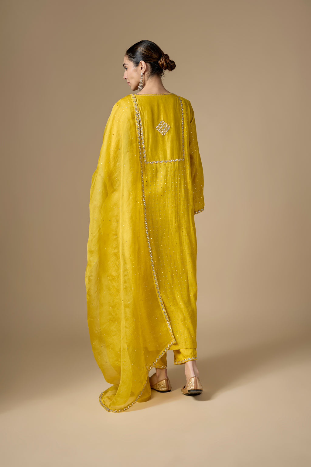 Gota-Patti Jaal Yoke Kurta Set