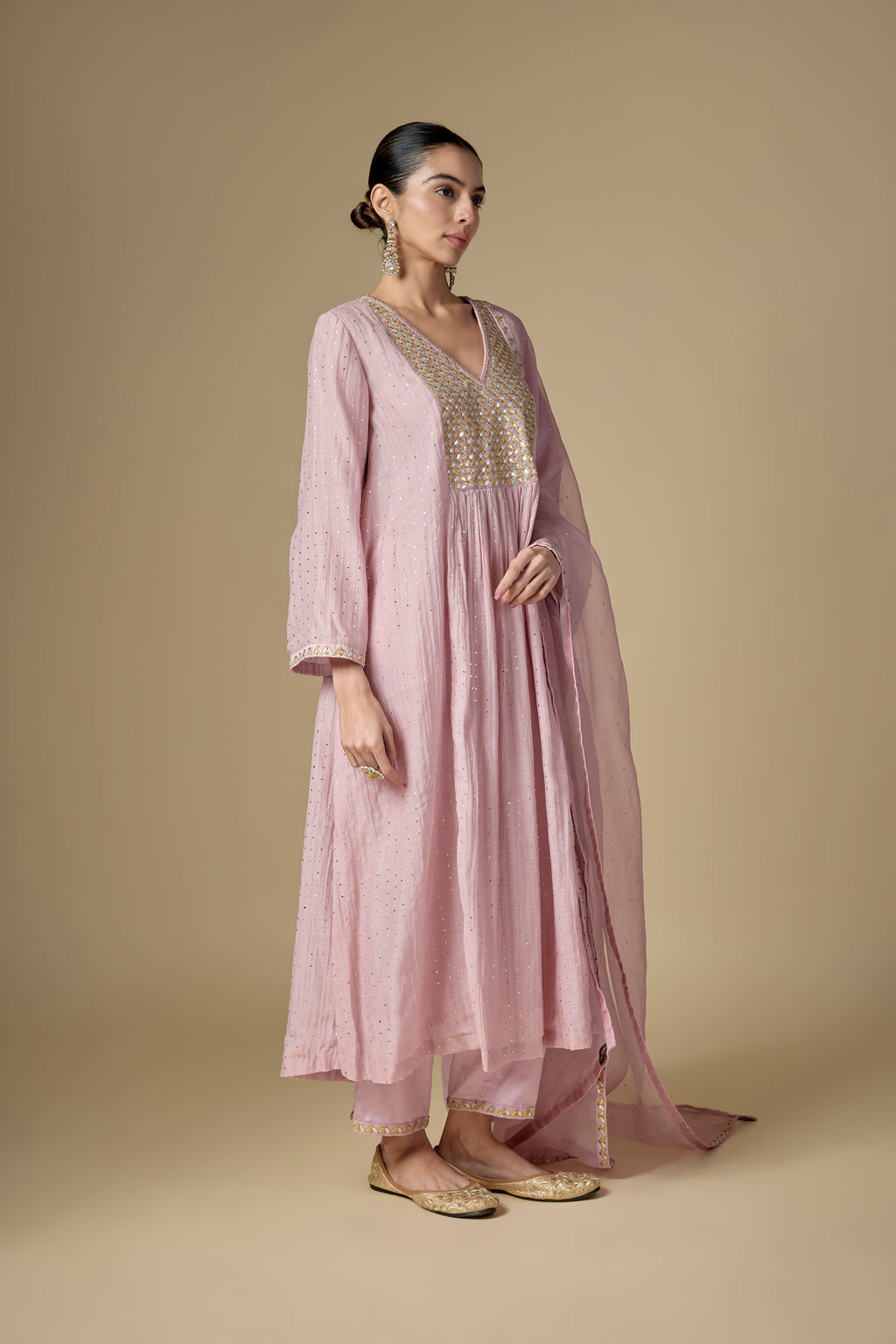 Gota-Patti Jaal Yoke Kurta Set