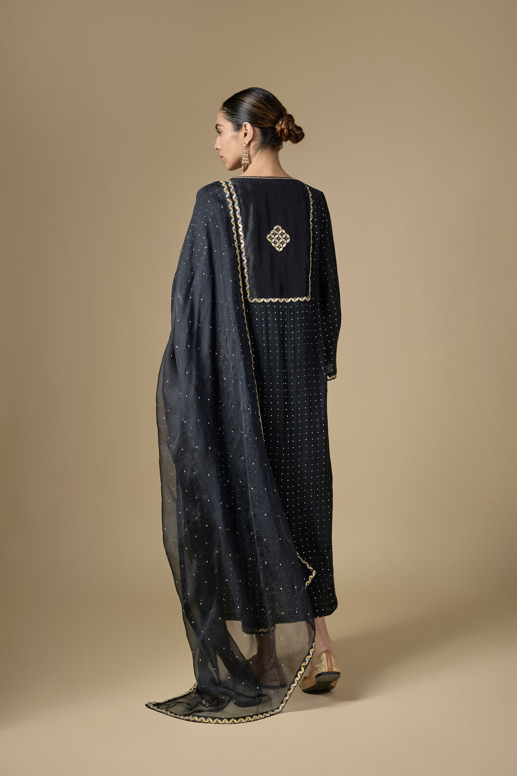 Gota-Patti Jaal Yoke Kurta Set