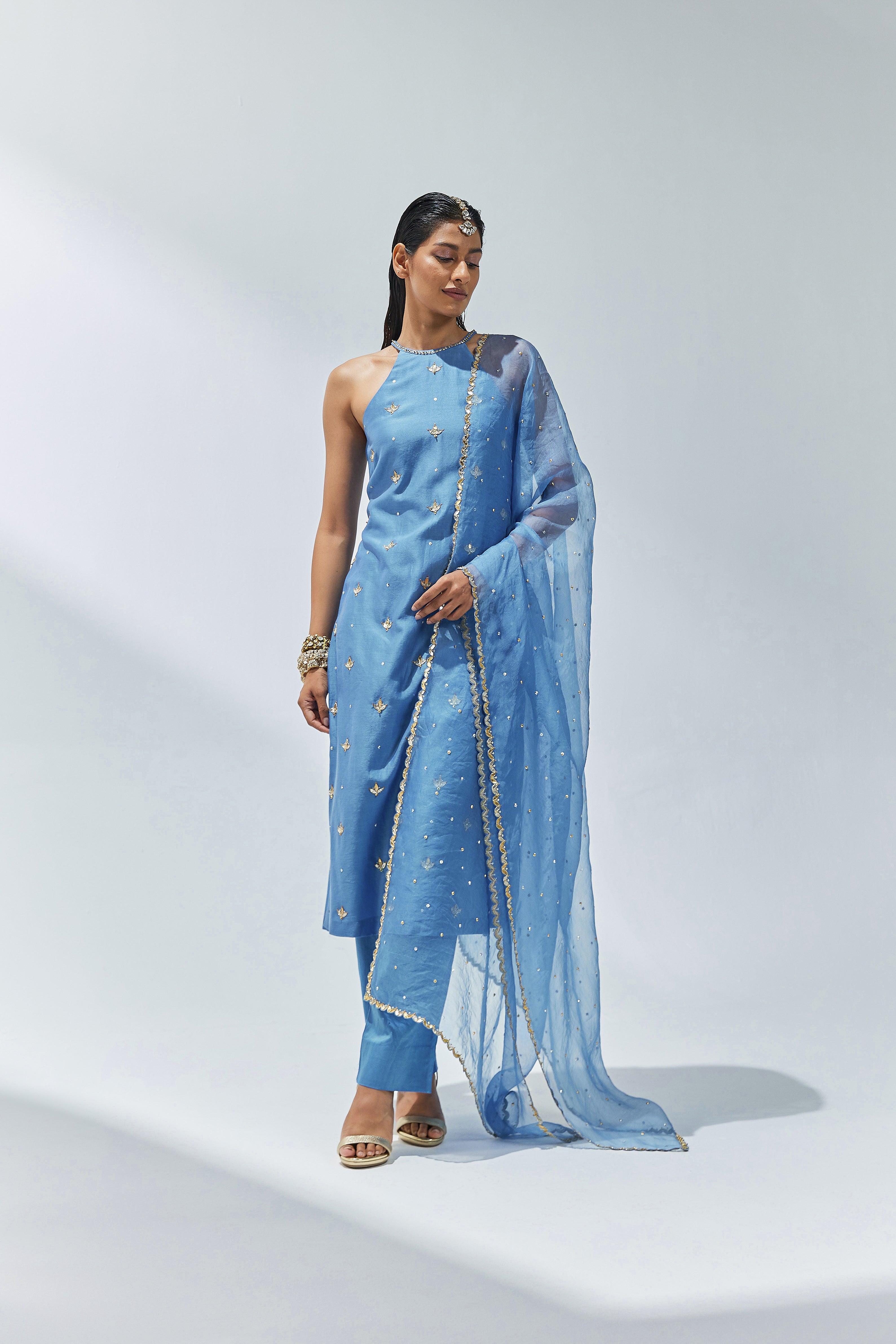 Gota-Patti Motif Halter Kurta Set