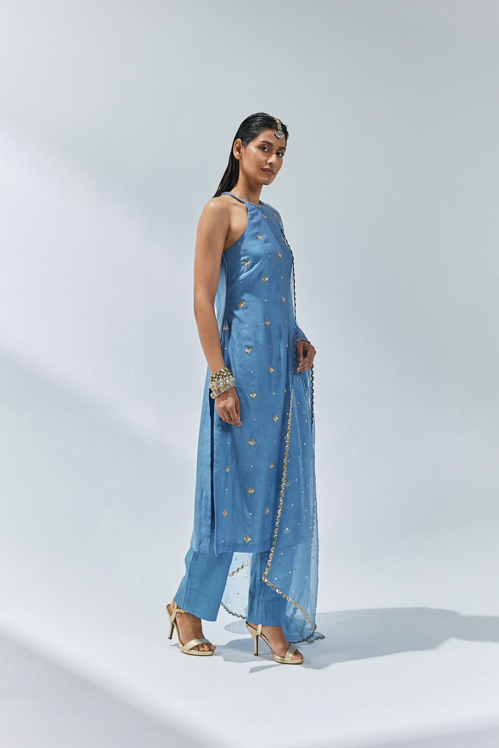 Gota-Patti Motif Halter Kurta Set