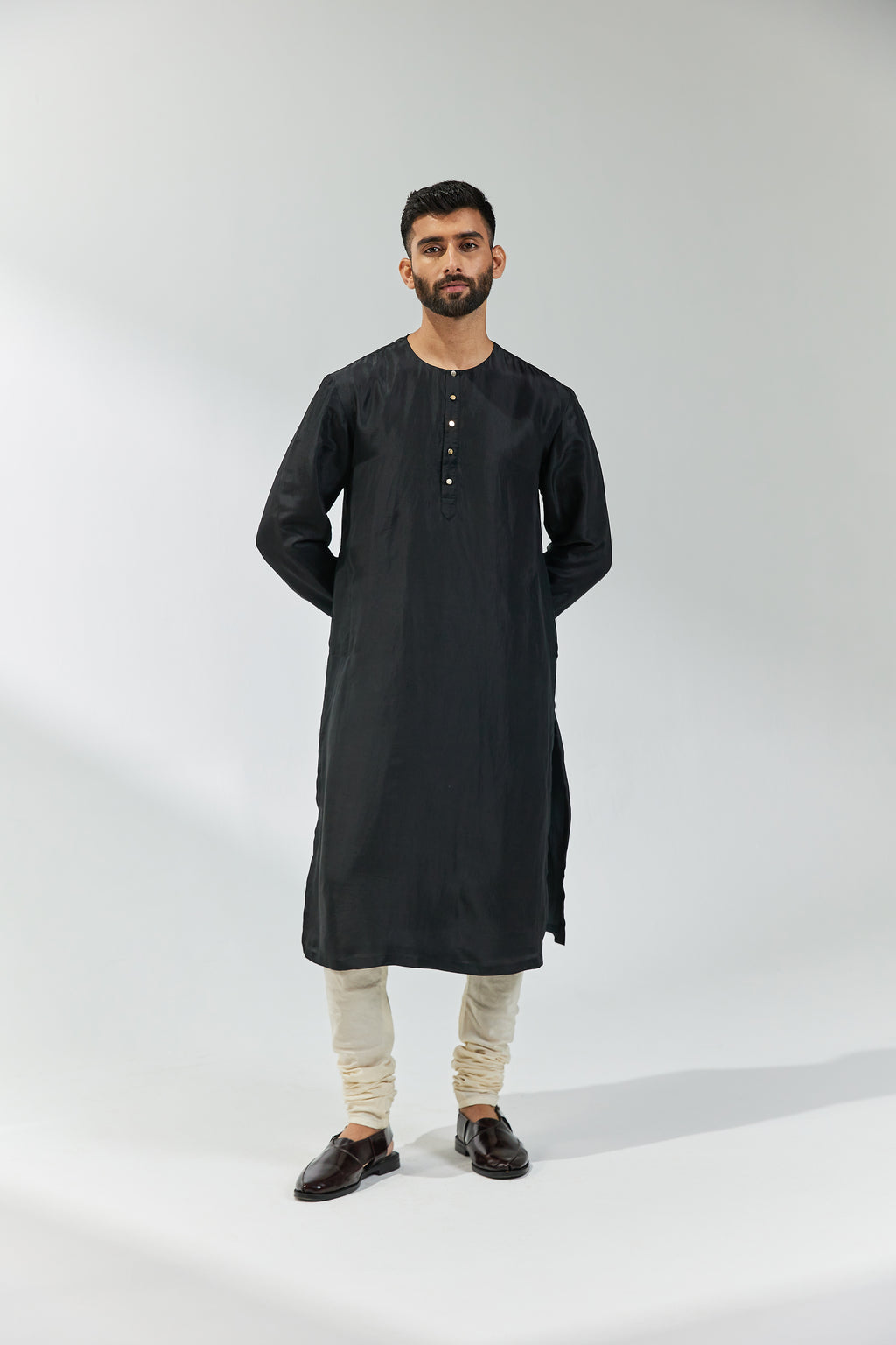 Gota And Zardosi Border Shawl And Kurta Set