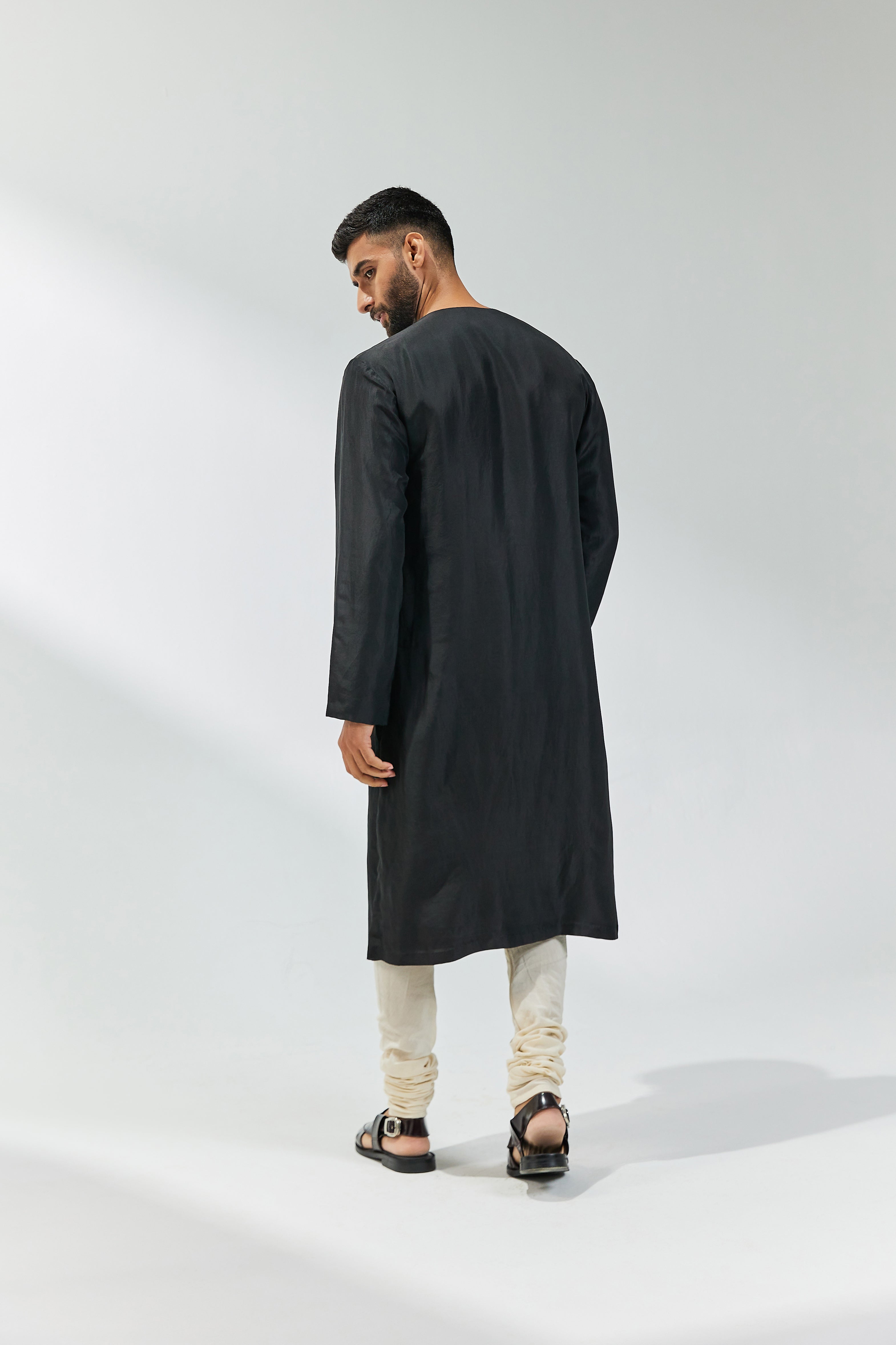 Gota And Zardosi Border Shawl And Kurta Set