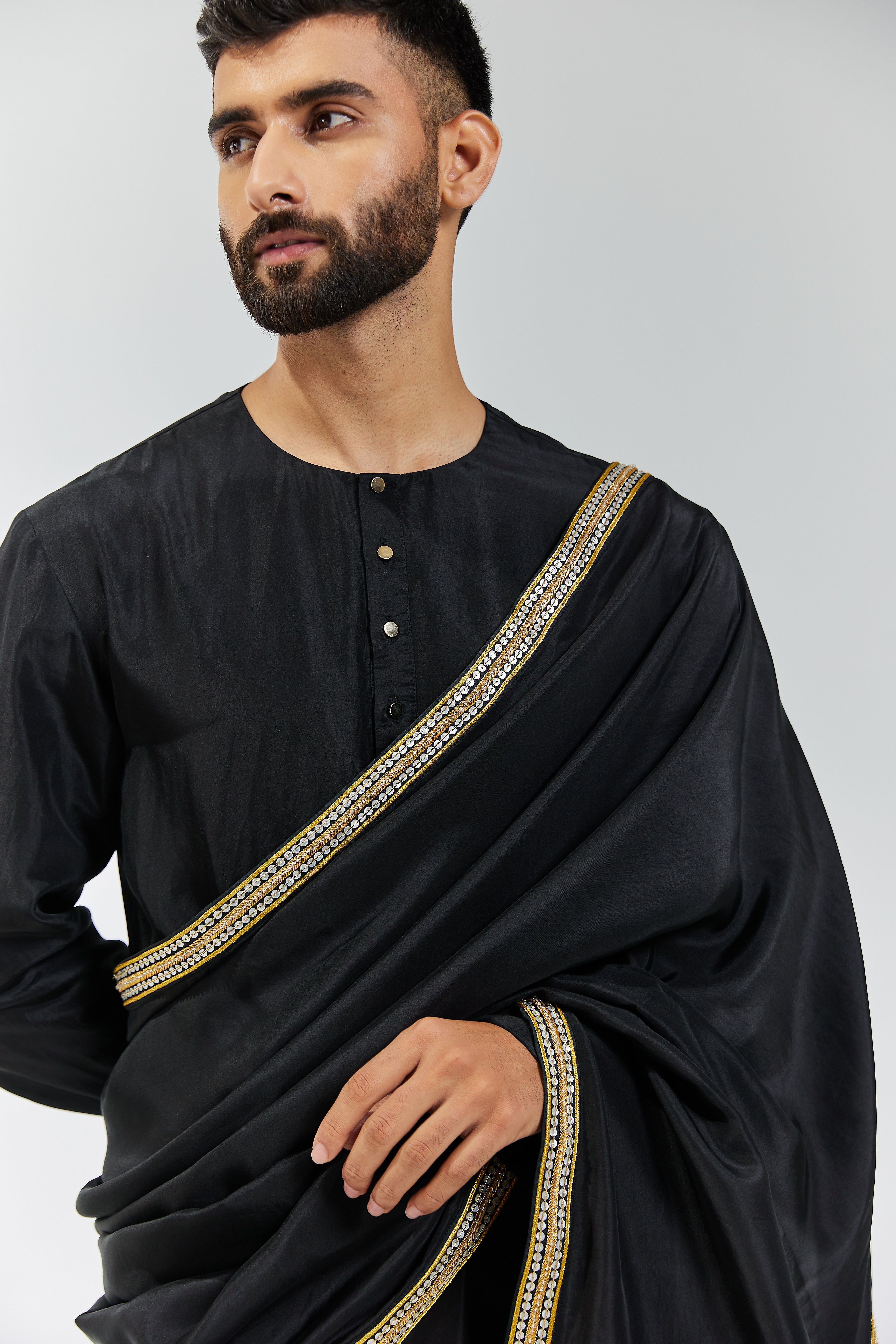 Gota And Zardosi Border Shawl And Kurta Set