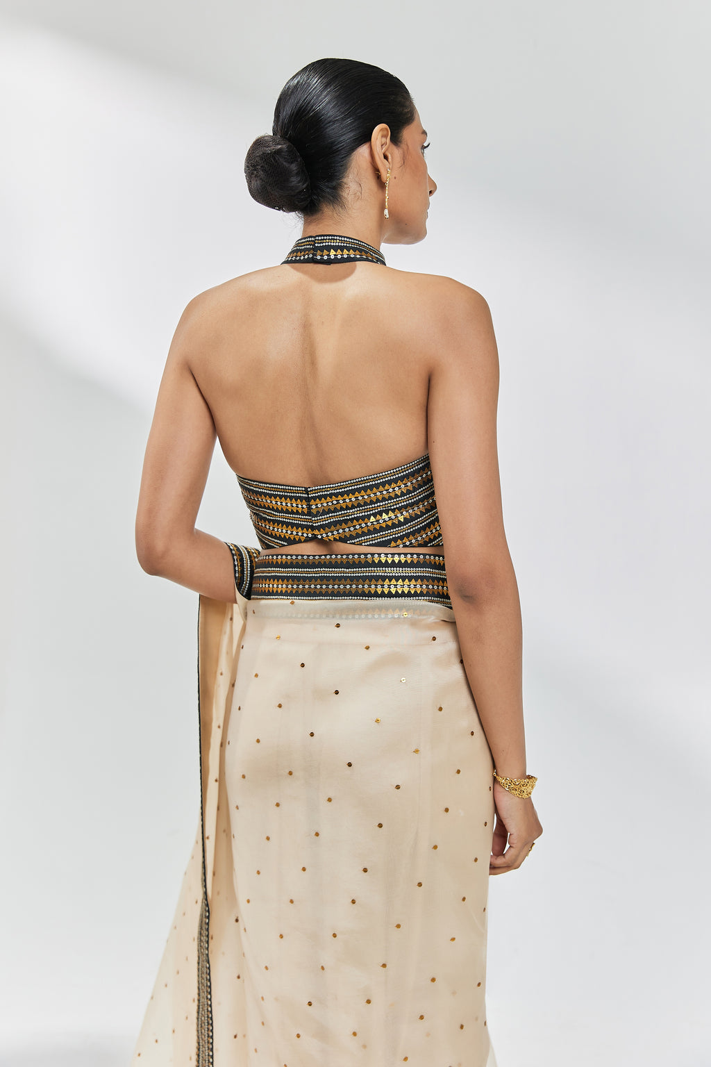 Inverted Mini Fence Border Saree Set