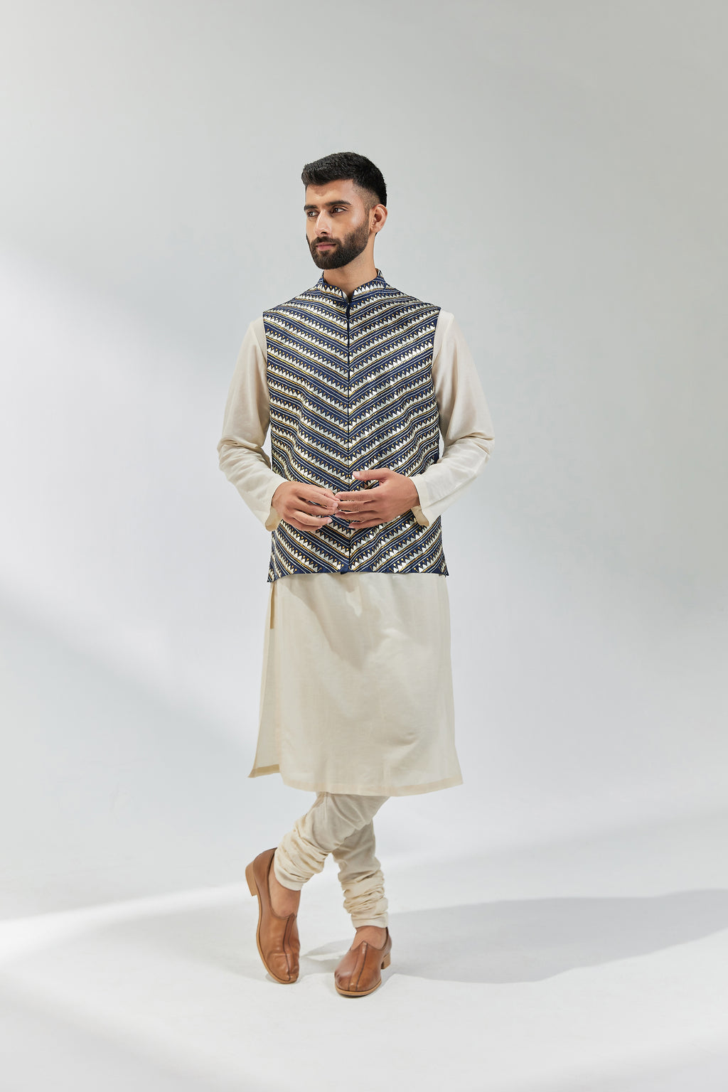 All Over Hill-Motif Waistcoat Set