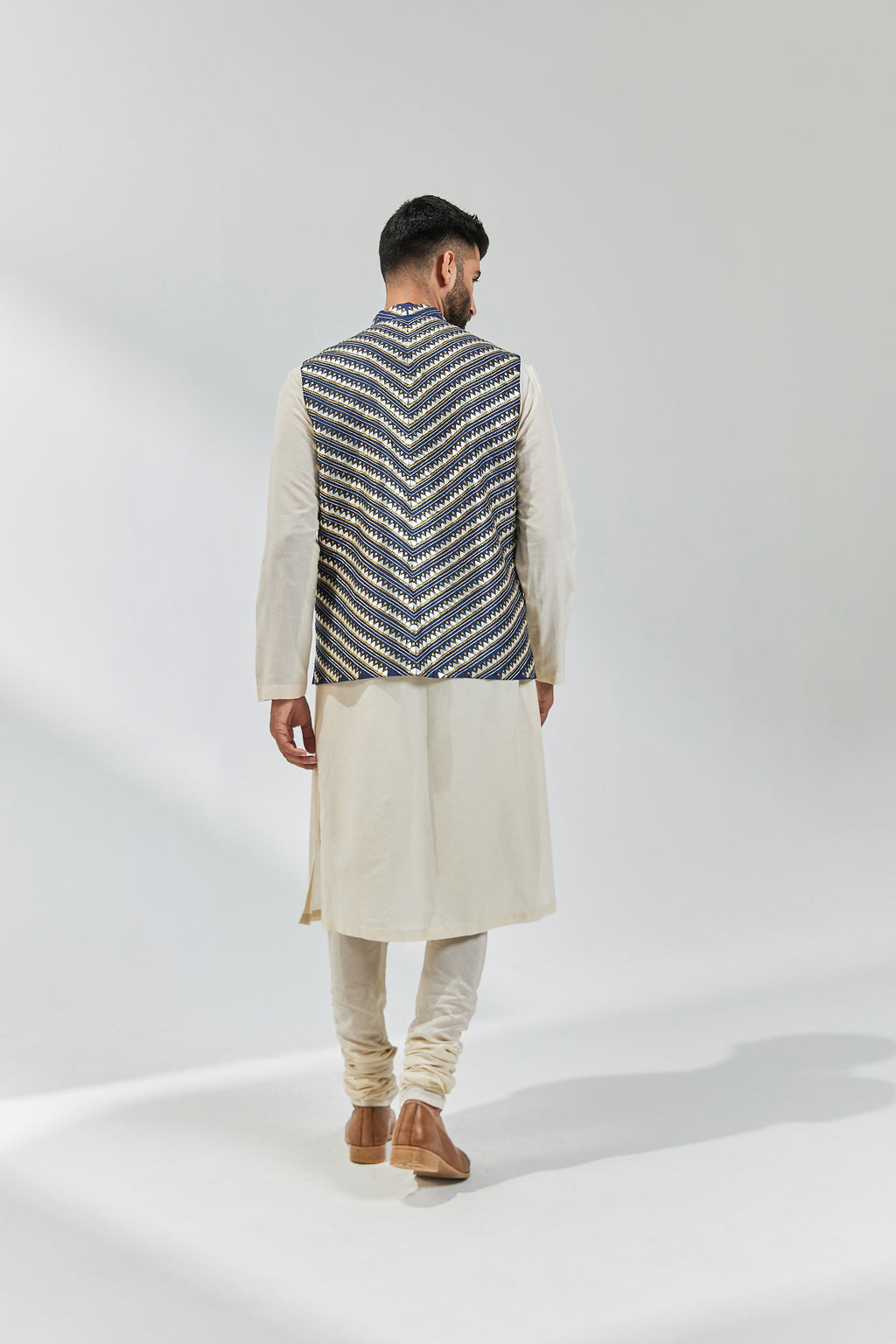 All Over Hill-Motif Waistcoat Set