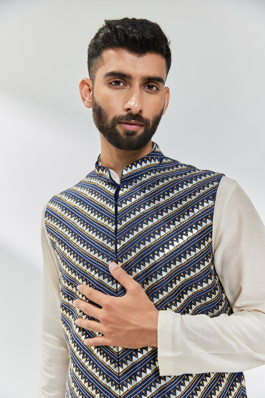 All Over Hill-Motif Waistcoat Set