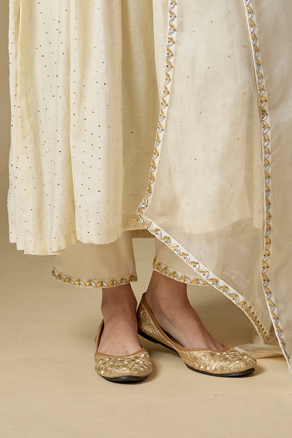 Gota-Patti Jaal Yoke Kurta Set